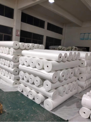 疫情下的隱形防線 防護(hù)服與針紡織品的不可或缺